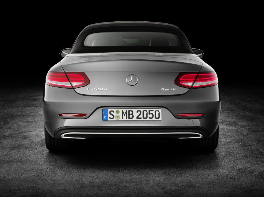  Mercedes-Benz C220d 4Matic 2016 года  (фото 3 из 12)